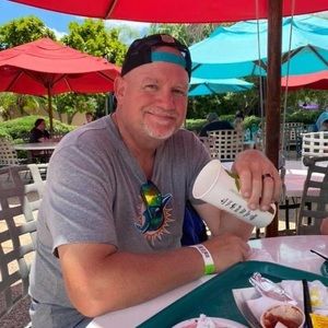 Meet your Posher, Marc